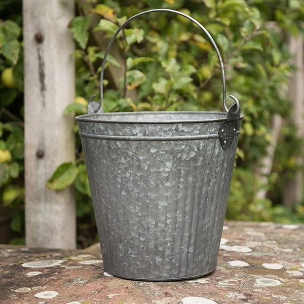 Galvanised Bucket 3 Galvanised Bucket - Image 3